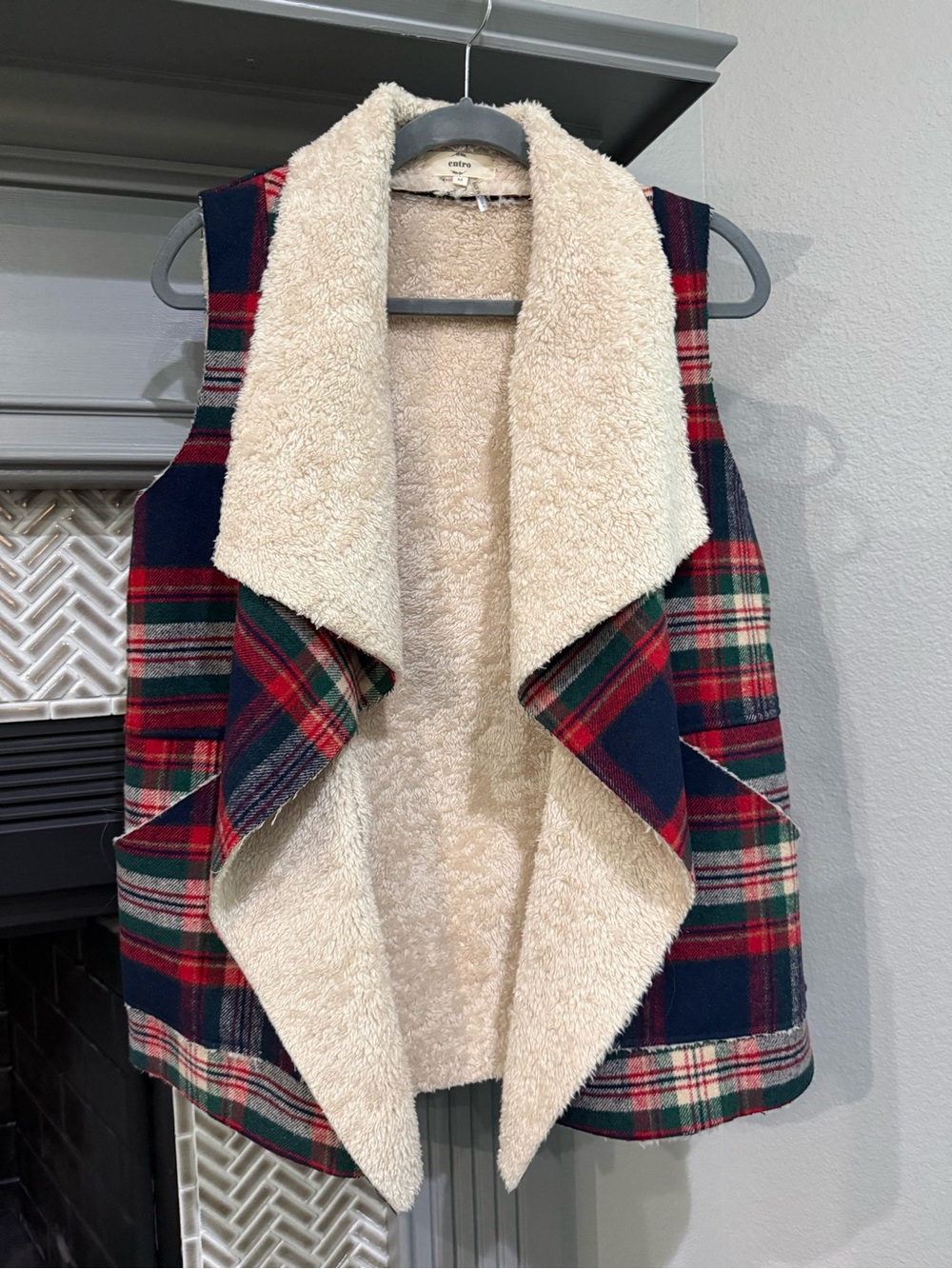 entro Plaid Sherpa-Lined Waterfall Vest in Red and Navy